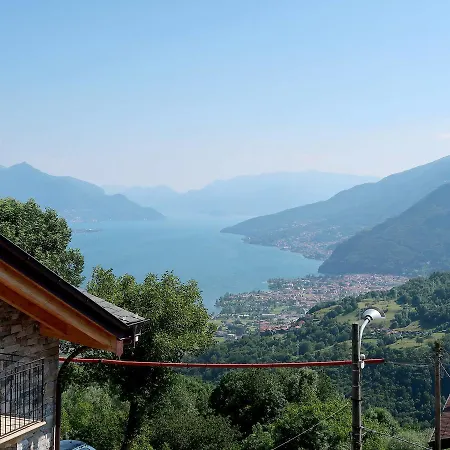 Casa Secondo 450s * Livo (Lombardy)